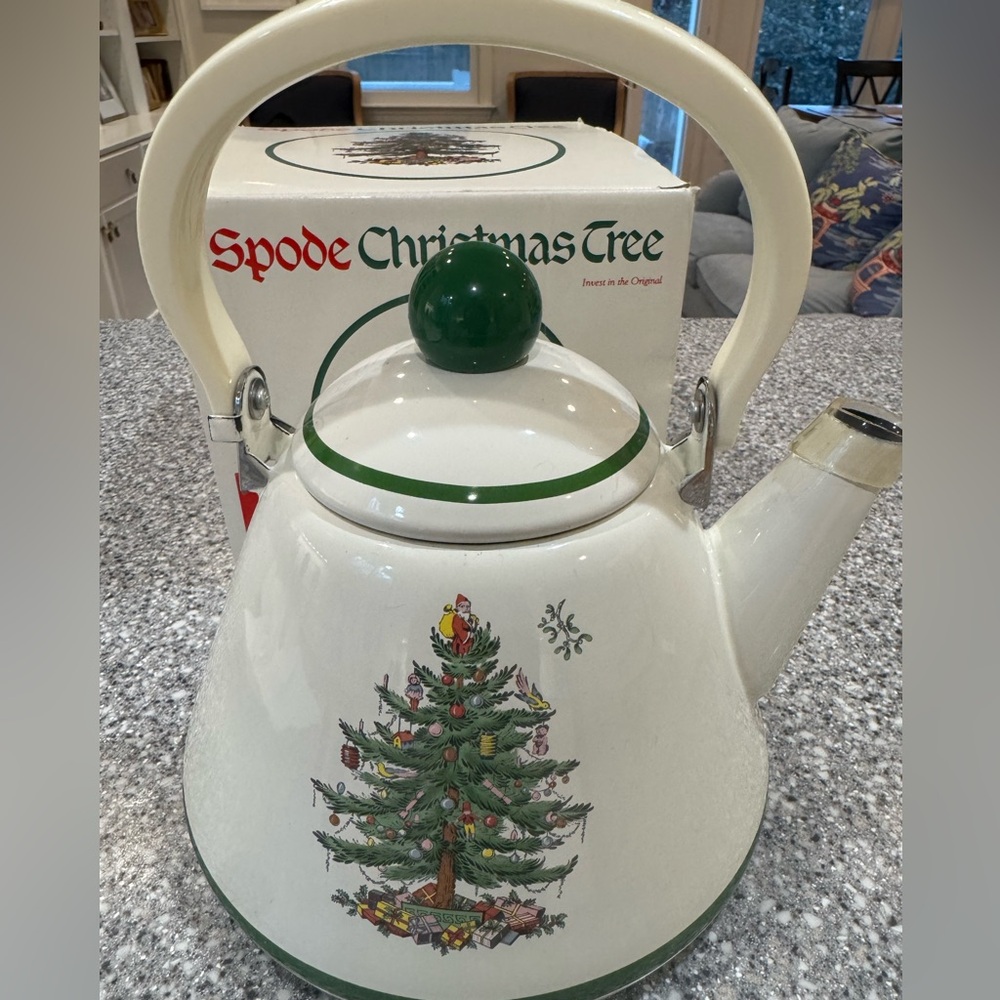 Spice Tea Kettle - Picture 3 of 4